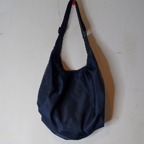 a.new.day Stylish Black Shoulder Bag - Picture 1 of 8
